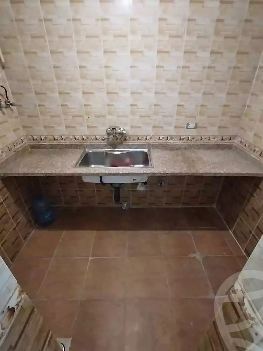 https://aqarmap.com.eg/ar/listing/5941959-for-sale-alexandria-l-jmy-lbytsh-bianchiii-el-bashwat-st