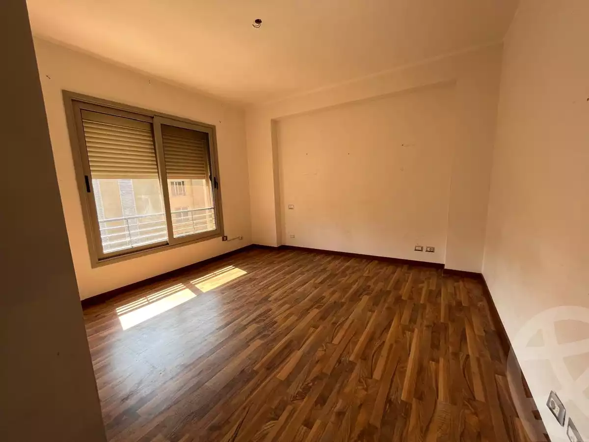 https://aqarmap.com.eg/ar/listing/5943233-for-sale-cairo-6th-of-october-compounds-palm-parks