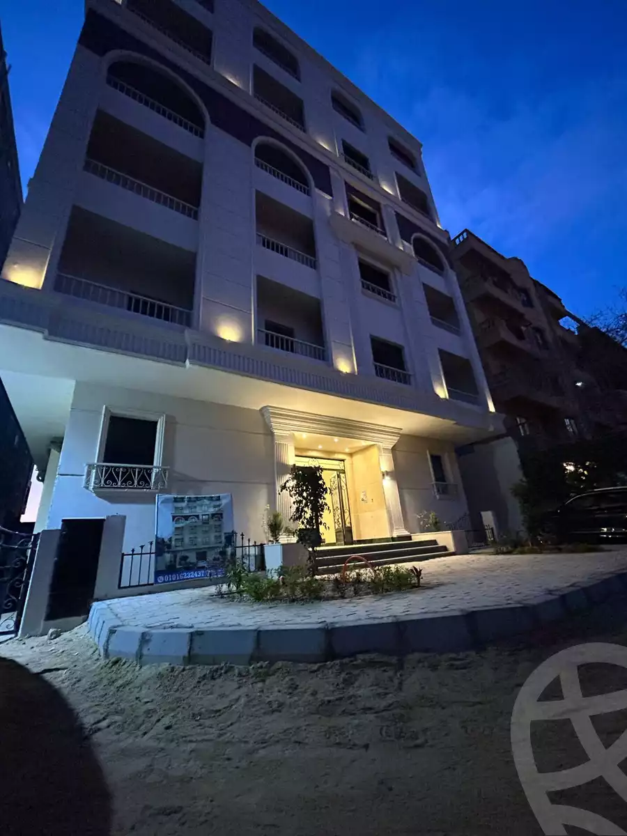 https://aqarmap.com.eg/en/listing/5943862-for-sale-cairo-mokattam-el-hadabah-el-wosta-7th-zone
