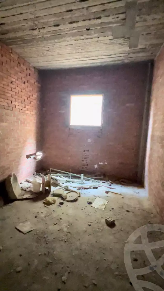 https://aqarmap.com.eg/en/listing/5947834-for-sale-cairo-al-oubour-el-hay-el-khames-amir-el-sobky-st