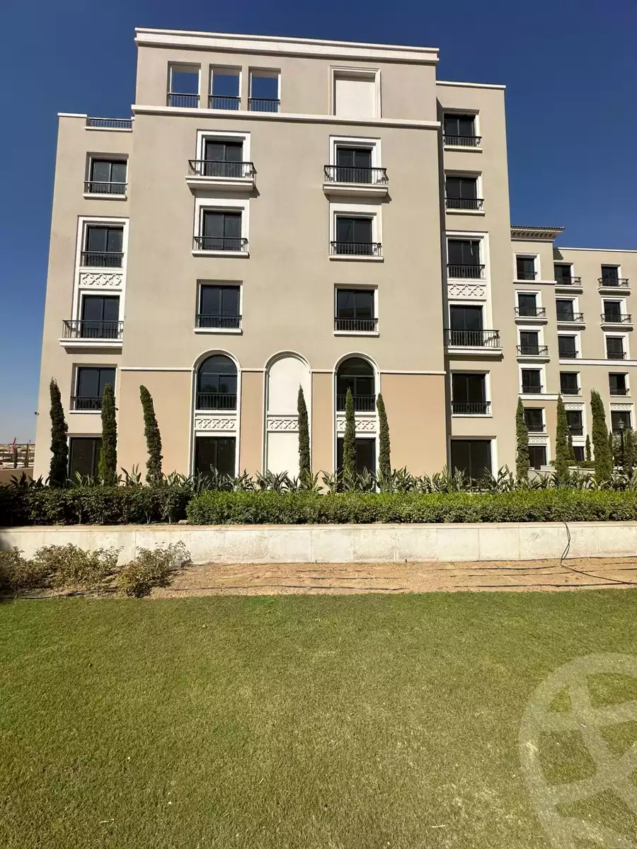 https://aqarmap.com.eg/en/listing/5948367-for-sale-cairo-el-sheikh-zayed-city-compounds-kmbwnd-fyldj-wyst-dr-llttwyr