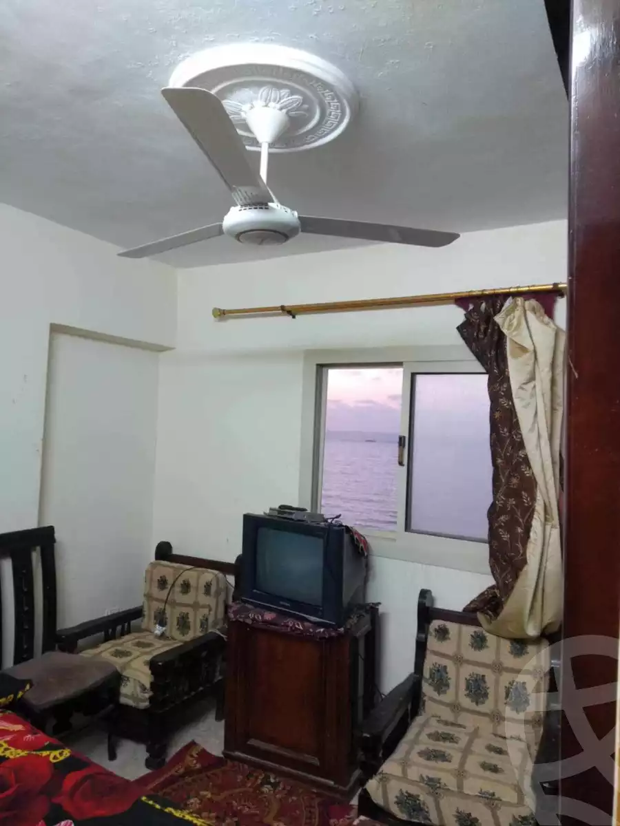 https://aqarmap.com.eg/ar/listing/5949795-for-sale-alexandria-l-jmy-el-kilo-21