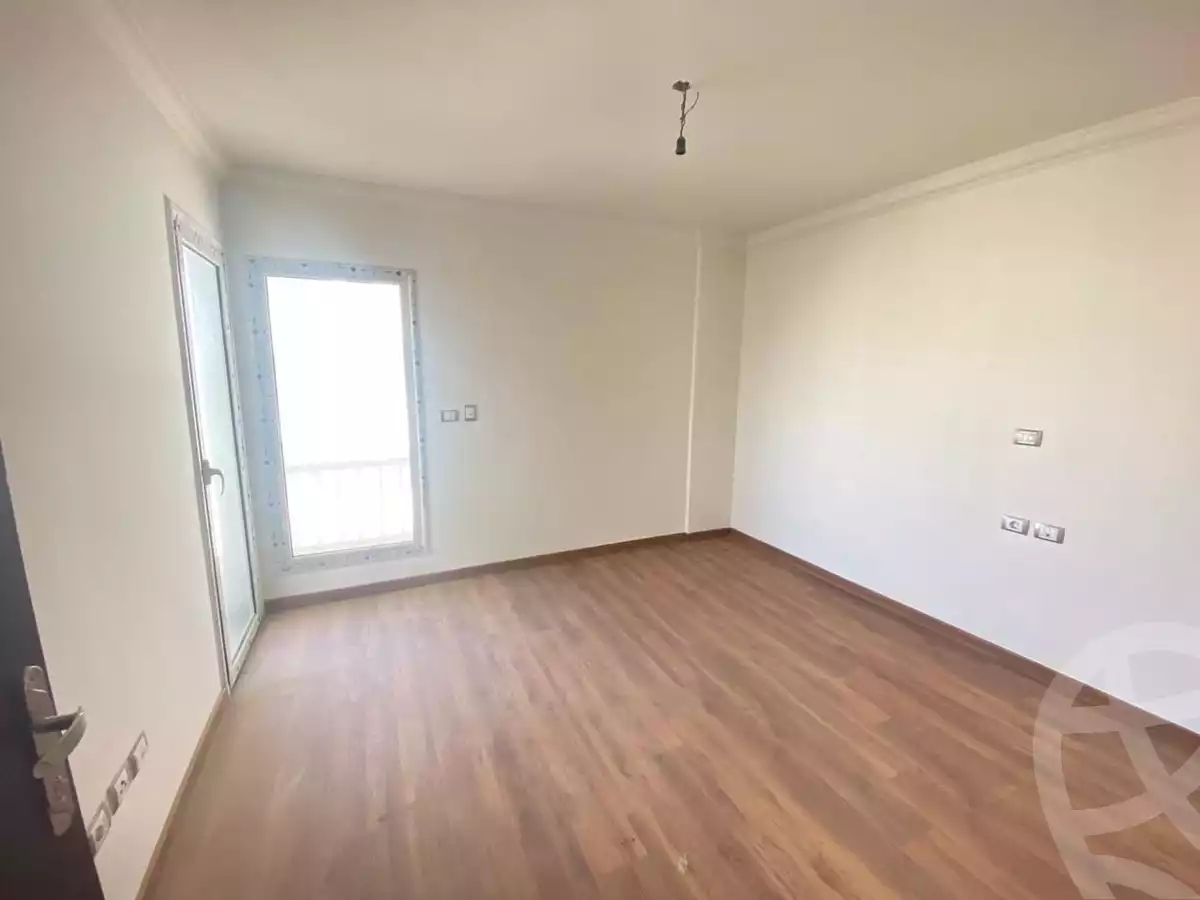 https://aqarmap.com.eg/ar/listing/5950206-for-rent-cairo-new-cairo-compounds-jyd