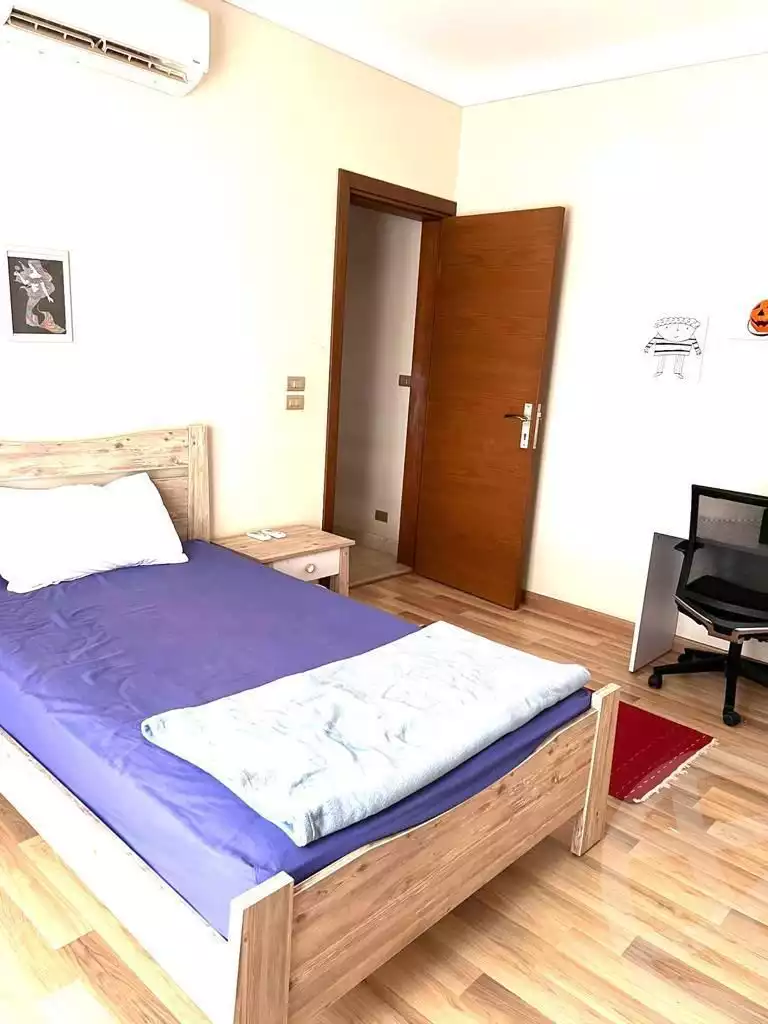 https://aqarmap.com.eg/en/listing/5950639-for-rent-cairo-el-sheikh-zayed-city-compounds-the-courtyard