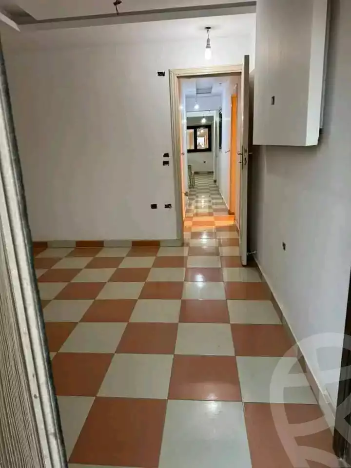 https://aqarmap.com.eg/ar/listing/5950947-for-sale-cairo-shoubra-jzyr-bdrn-ibn-al-rashid-st