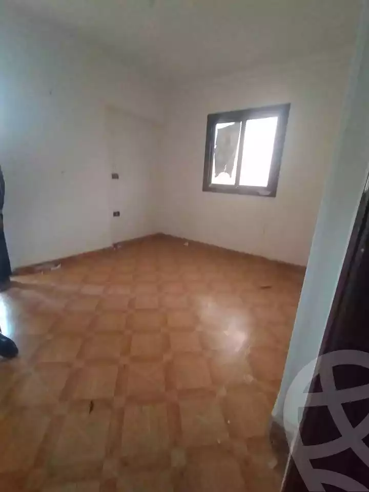 https://aqarmap.com.eg/en/listing/5951185-for-sale-alexandria-l-jmy-lbytsh-street-5-st