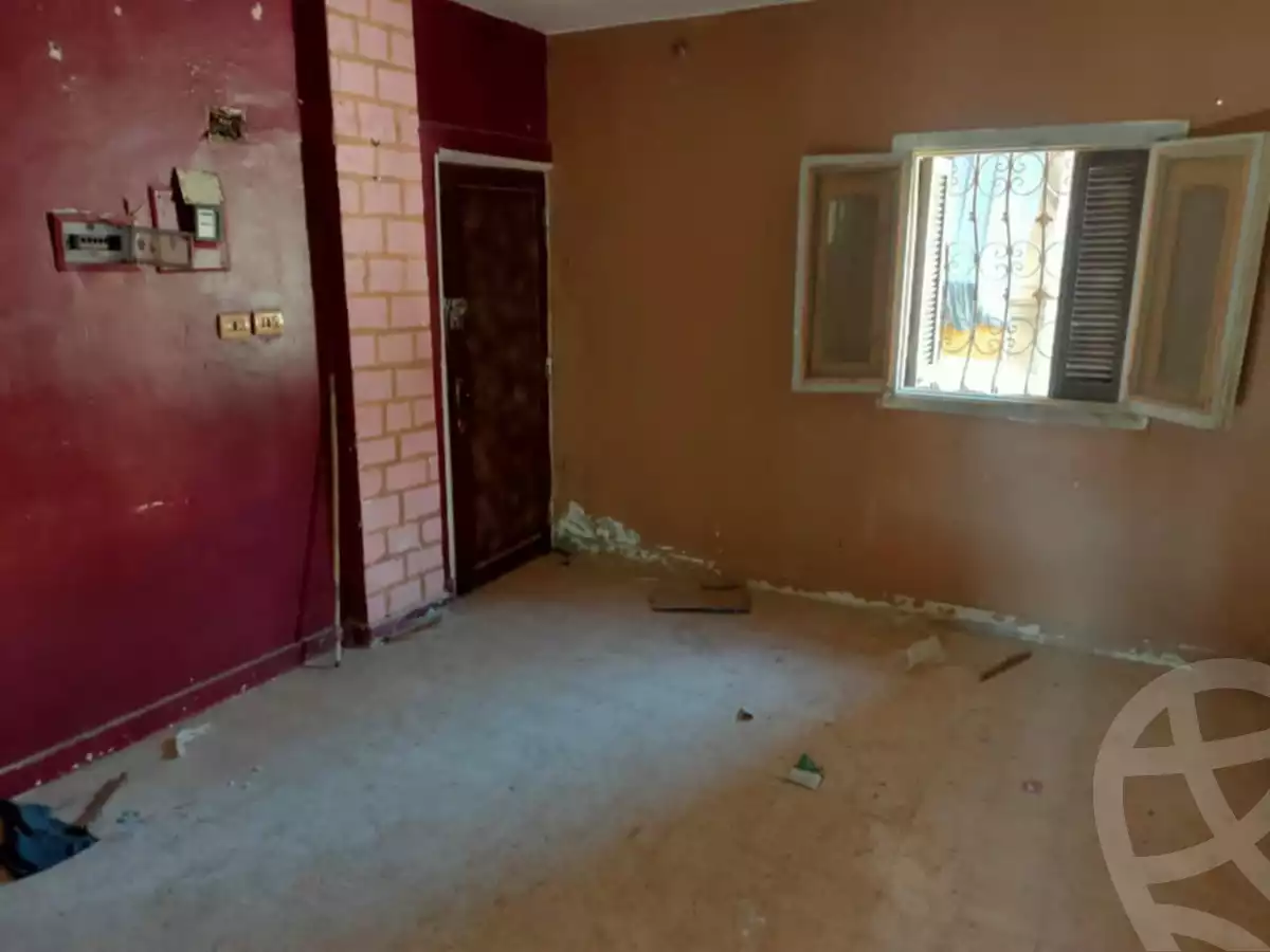 https://aqarmap.com.eg/en/listing/5952390-for-sale-cairo-15th-of-may-mjwr-31