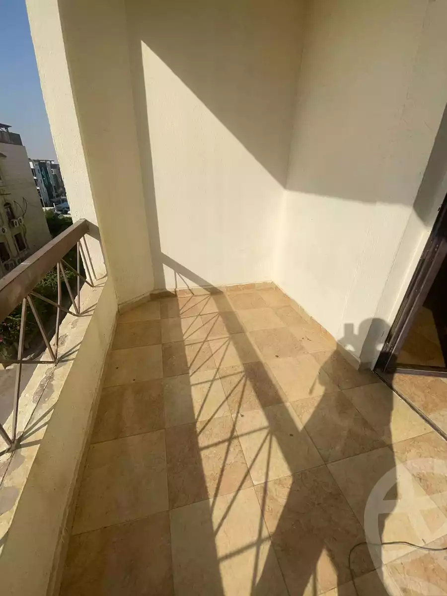 https://aqarmap.com.eg/en/listing/5952685-for-rent-cairo-new-cairo-compounds-zizinia-city