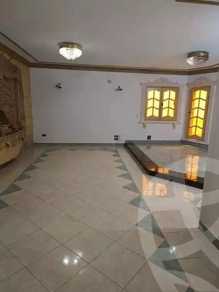 https://aqarmap.com.eg/ar/listing/5952832-for-rent-cairo-mokattam-lhdb-l-ly-shareaa-9