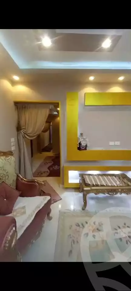 https://aqarmap.com.eg/en/listing/5952865-for-rent-cairo-mokattam-compounds-kmbwnd-jwldn-jyts