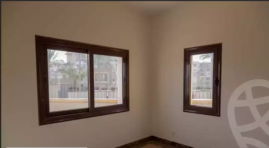https://aqarmap.com.eg/en/listing/5953045-for-rent-cairo-mokattam-compounds-uptown-cairo