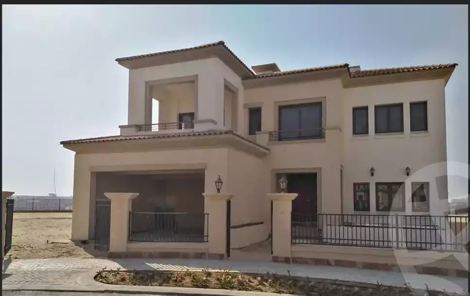https://aqarmap.com.eg/en/listing/5953045-for-rent-cairo-mokattam-compounds-uptown-cairo