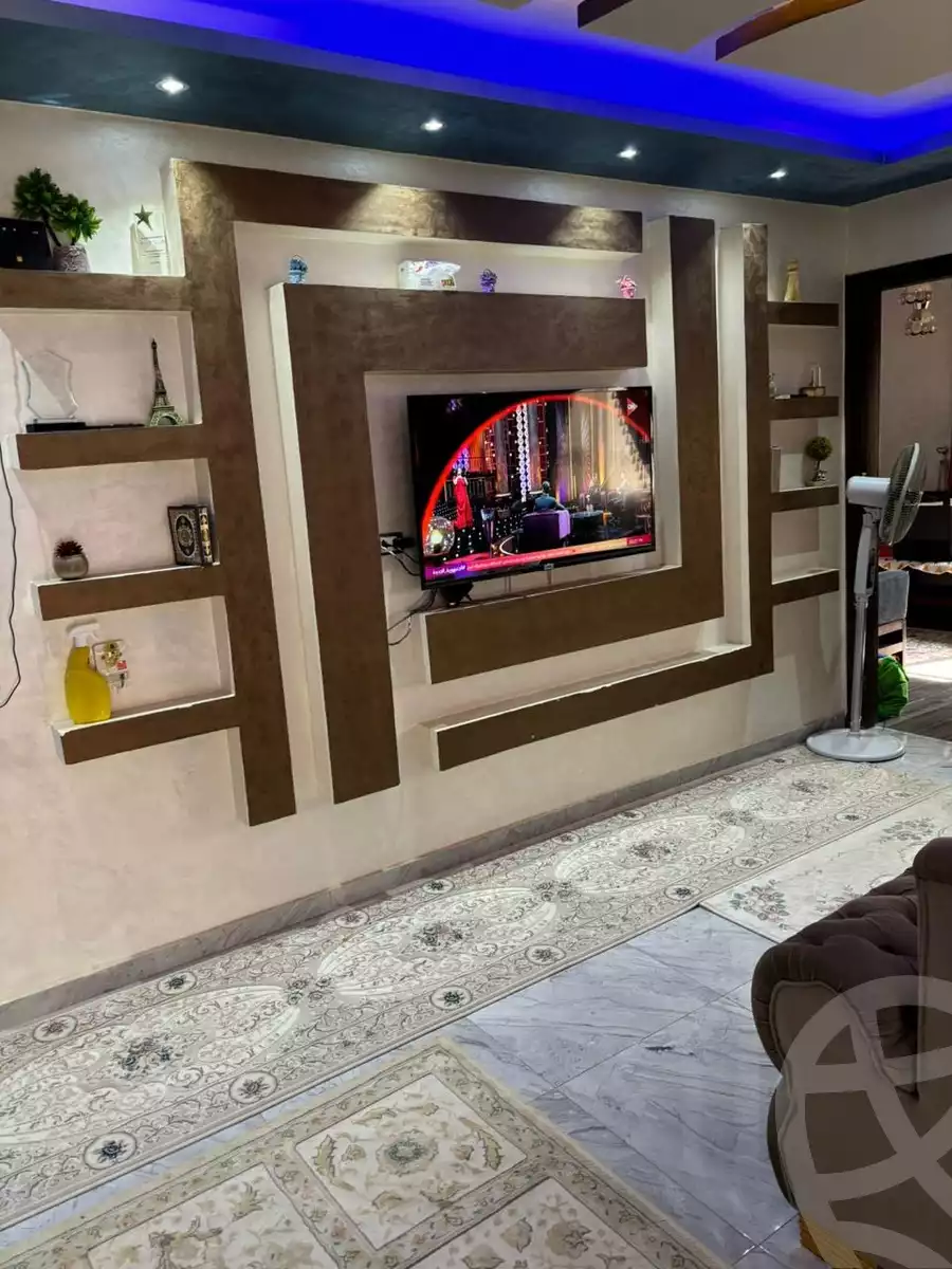 https://aqarmap.com.eg/ar/listing/5954345-for-sale-cairo-6th-of-october-hadaeq-october-kmbwnd-fy-hdyq-ktwbr-el-rayhan-oasis