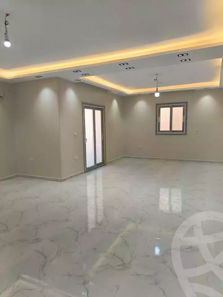 https://aqarmap.com.eg/ar/listing/5954453-for-rent-cairo-mokattam-lhdb-l-ly