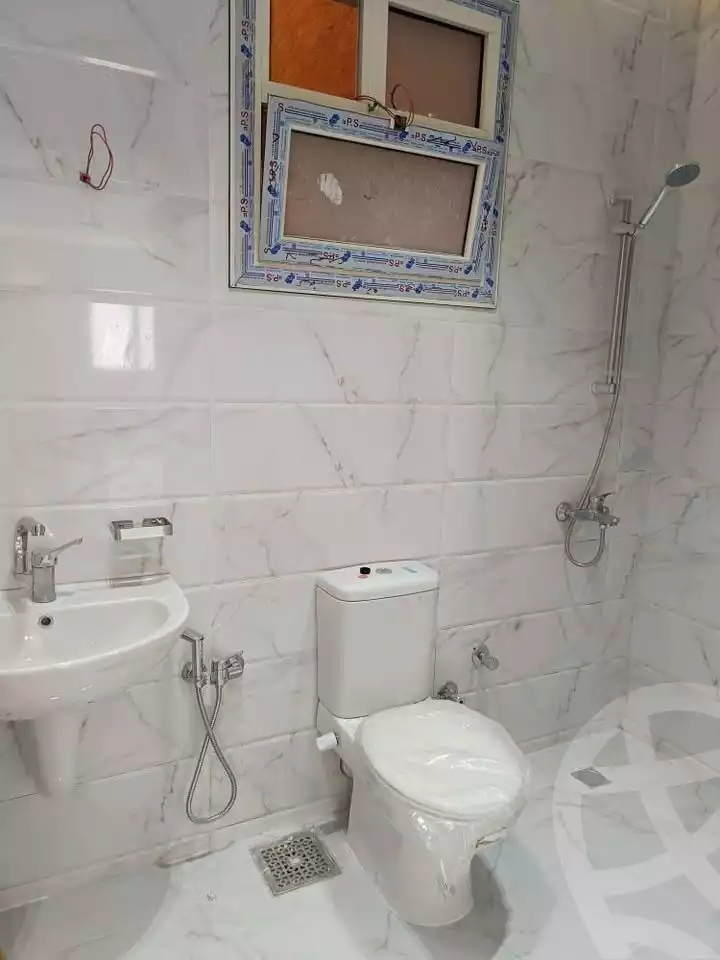 https://aqarmap.com.eg/ar/listing/5955037-for-rent-cairo-mokattam-lhdb-l-ly