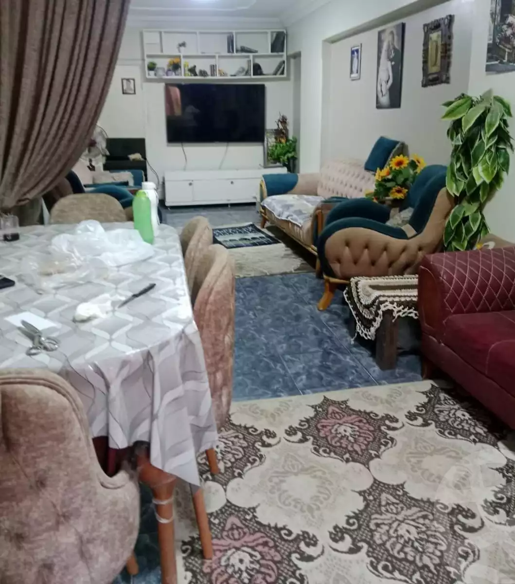 https://aqarmap.com.eg/en/listing/5955197-for-sale-cairo-helwan-helwan-el-sharkeya-mostafa-safwat-st