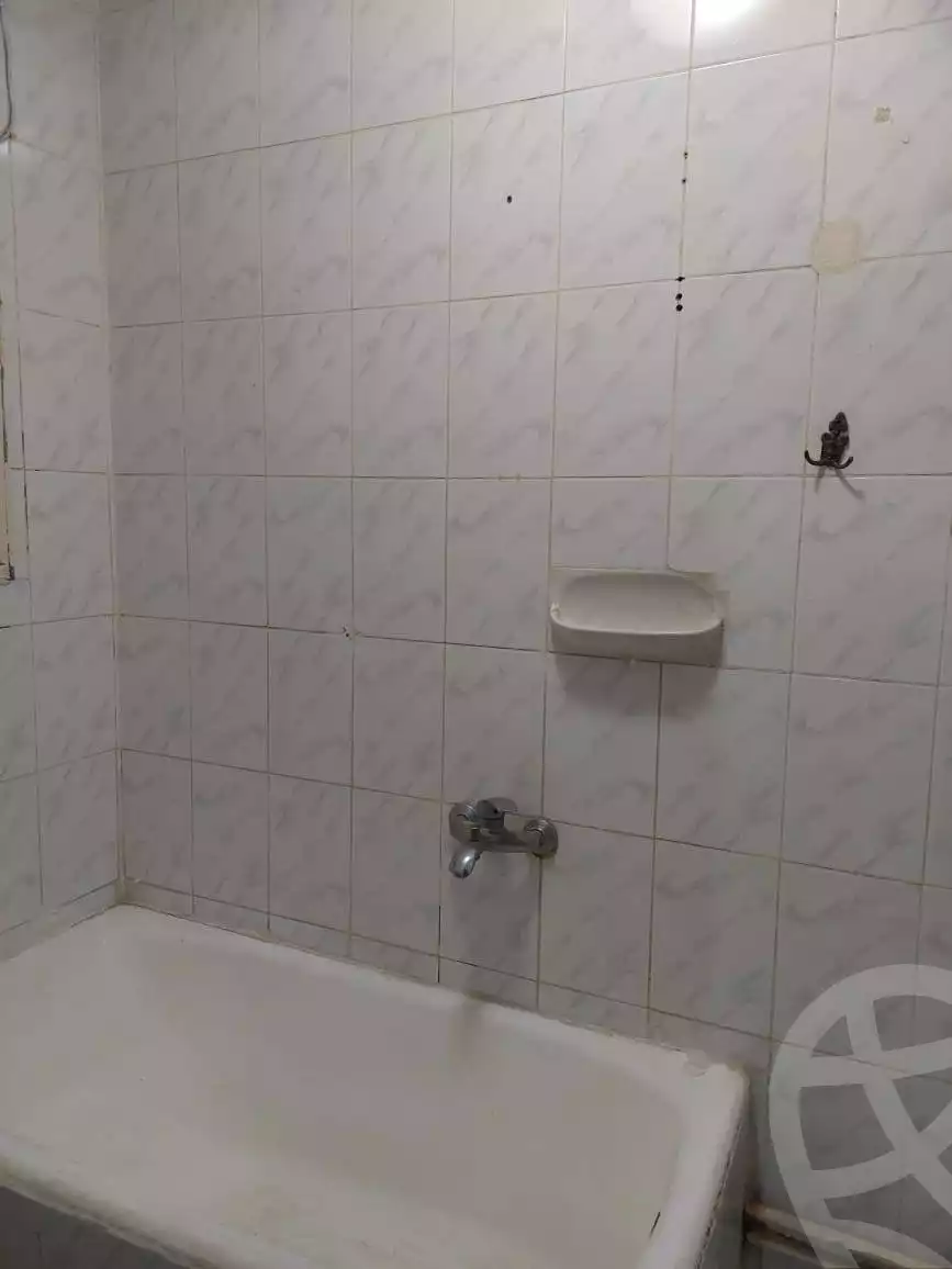 https://aqarmap.com.eg/en/listing/5955618-for-sale-cairo-15th-of-may-mjwr-25
