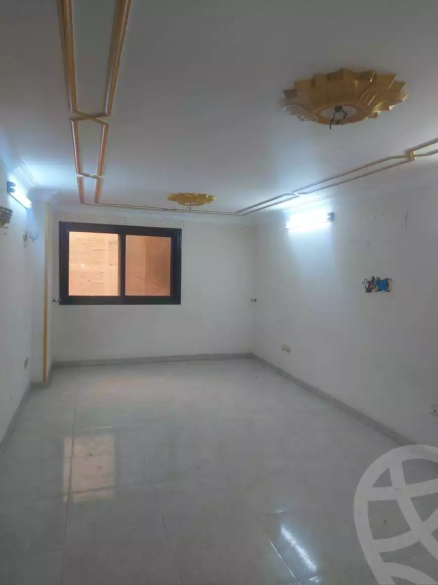 https://aqarmap.com.eg/en/listing/5956139-for-sale-cairo-helwan-helwan-el-sharkeya-mostafa-safwat-st