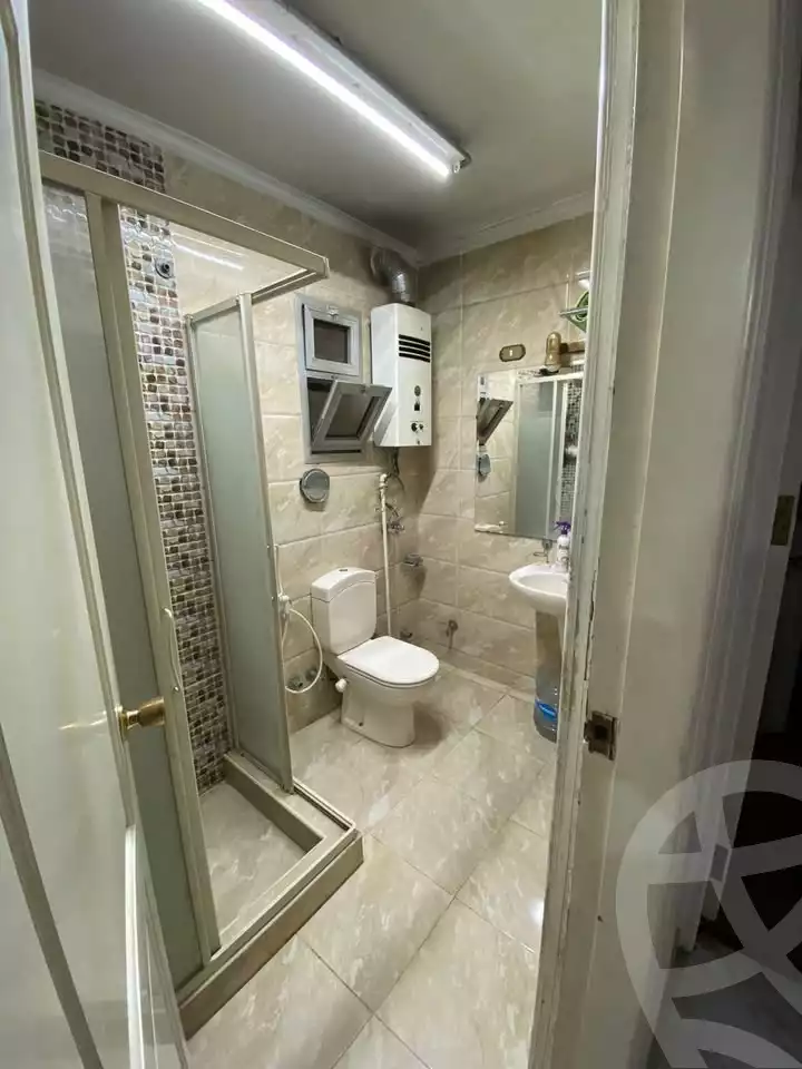 https://aqarmap.com.eg/en/listing/5956801-for-sale-cairo-mokattam-lhdb-l-ly-shareaa-9