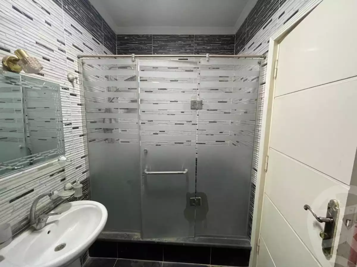 https://aqarmap.com.eg/en/listing/5957303-for-sale-cairo-mokattam-lhdb-l-ly-huda-shaarawy-st