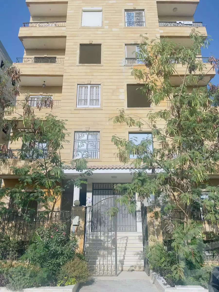 https://aqarmap.com.eg/ar/listing/5960418-for-sale-cairo-new-cairo-compounds-el-mostashareen-compound