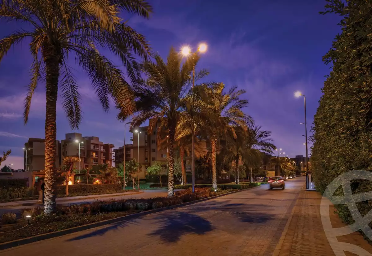 https://aqarmap.com.eg/en/listing/5960704-for-sale-cairo-6th-of-october-hadaeq-october-kmbwnd-fy-hdyq-ktwbr-shjr-ryzydns-y-jy-y-llttwyr