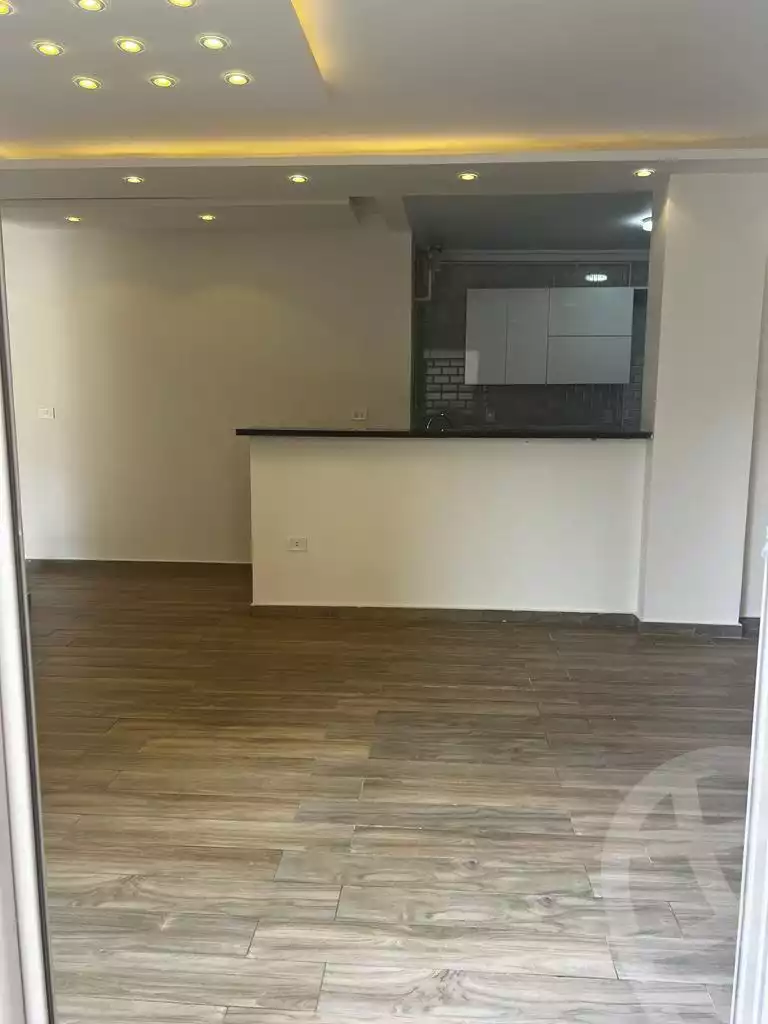 https://aqarmap.com.eg/ar/listing/5874144-for-rent-cairo-new-cairo-compounds-moon-valley