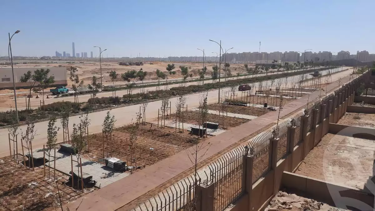 https://aqarmap.com.eg/ar/listing/5566014-for-sale-cairo-new-cairo-lmstqbl-syty-compounds-green-square