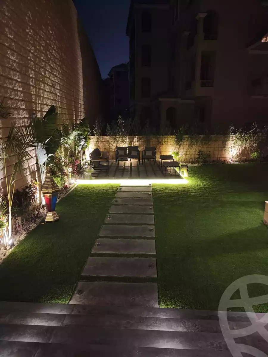 https://aqarmap.com.eg/en/listing/5963140-for-sale-cairo-el-sheikh-zayed-city-compounds-el-khamayel