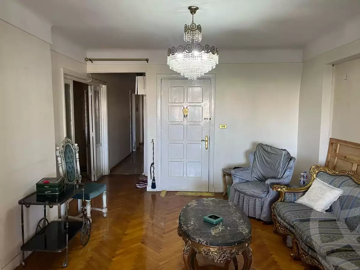 https://aqarmap.com.eg/ar/listing/5964589-for-sale-alexandria-sporting-omar-lotfy-st