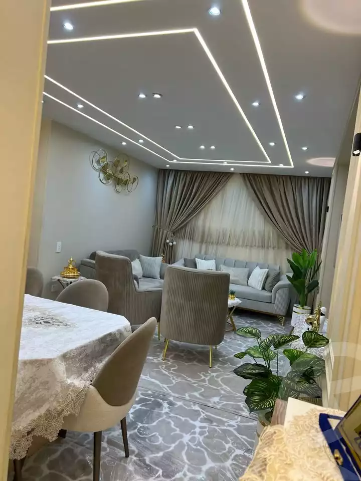 https://aqarmap.com.eg/ar/listing/5964971-for-sale-cairo-mokattam-compounds-mwntn-blz