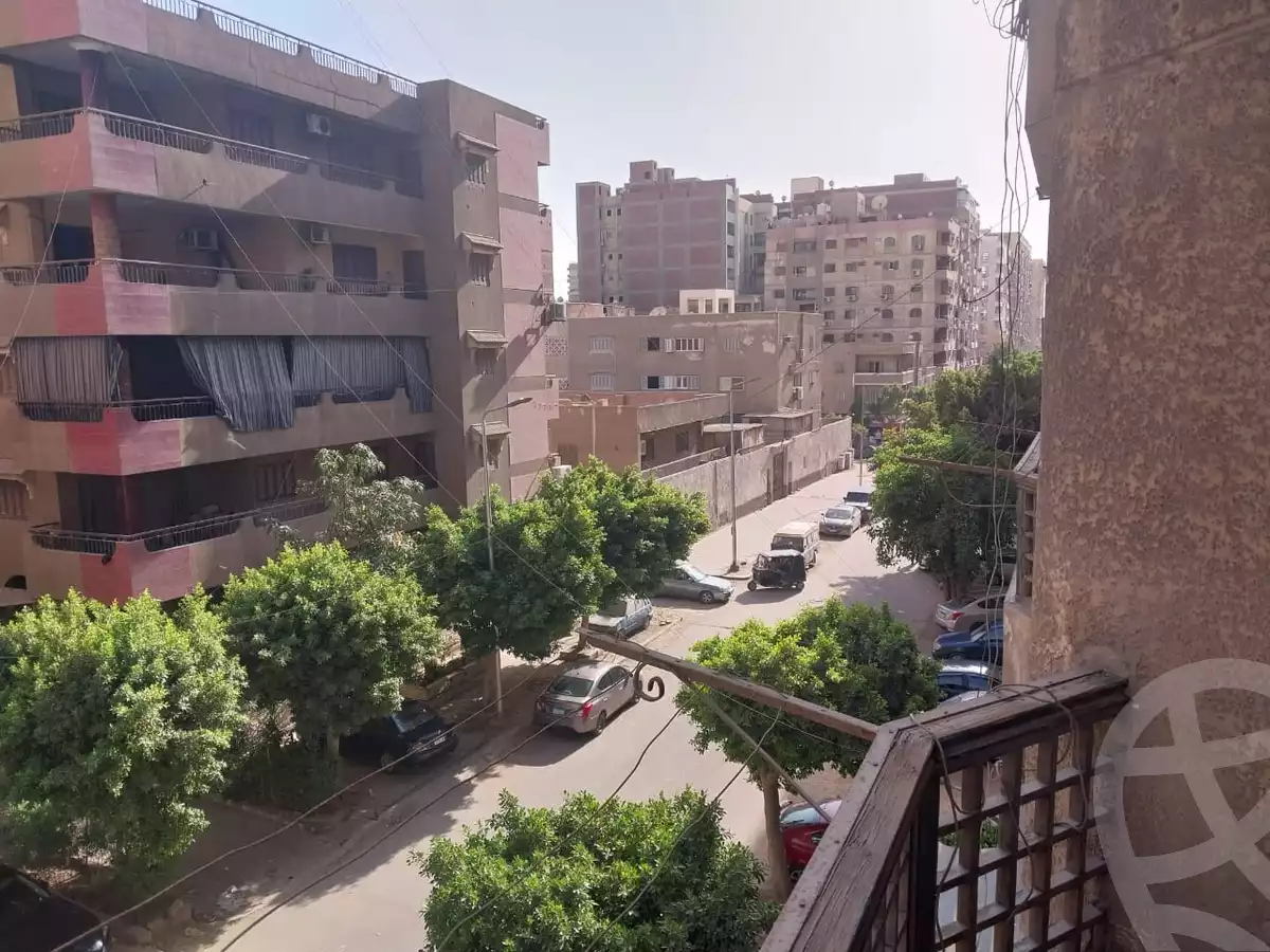 https://aqarmap.com.eg/en/listing/5885153-for-sale-cairo-helwan-rostom-st