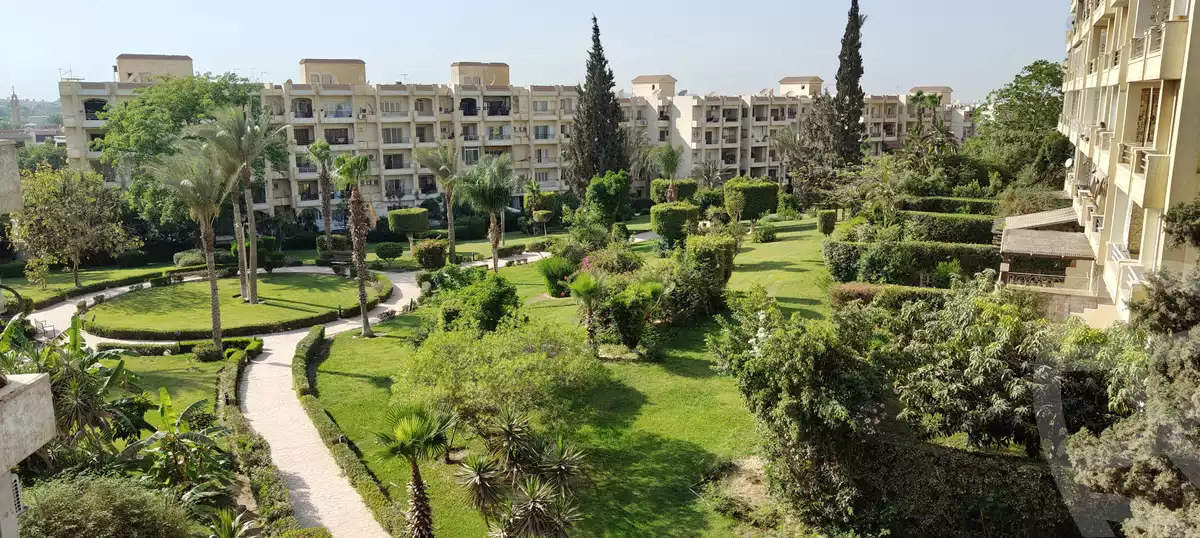 https://aqarmap.com.eg/en/listing/5966205-for-sale-cairo-el-sheikh-zayed-city-compounds-zayed-2000