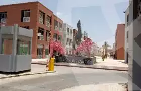 https://aqarmap.com.eg/en/listing/5966246-for-rent-cairo-el-sheikh-zayed-city-compounds-the-courtyard-mall-dorra