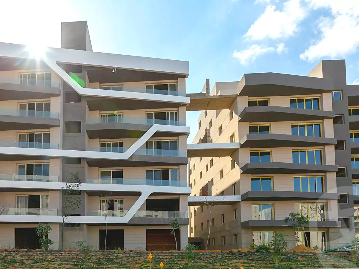 https://aqarmap.com.eg/en/listing/3994250-projects-zizinia-rose