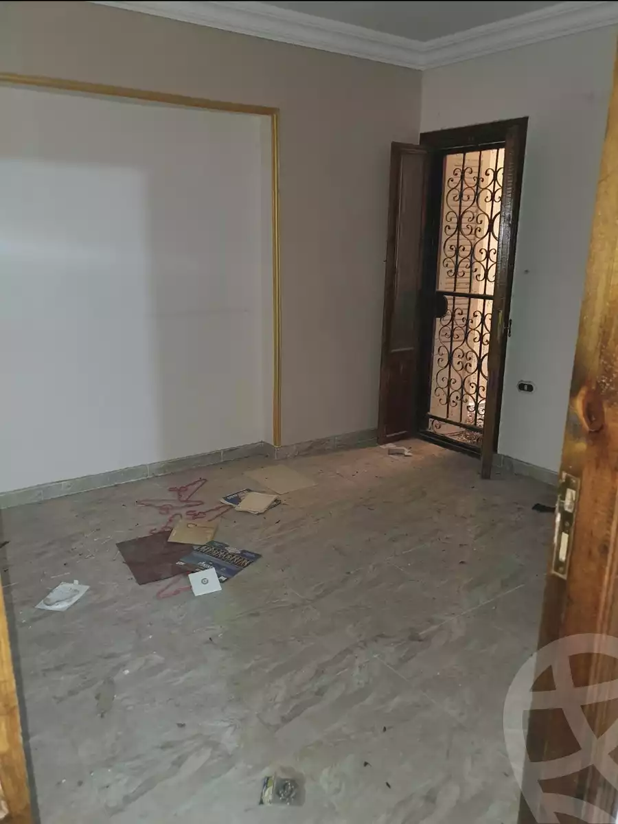 https://aqarmap.com.eg/en/listing/5969883-for-sale-alexandria-new-miami-compounds-new-miami-doctors-city