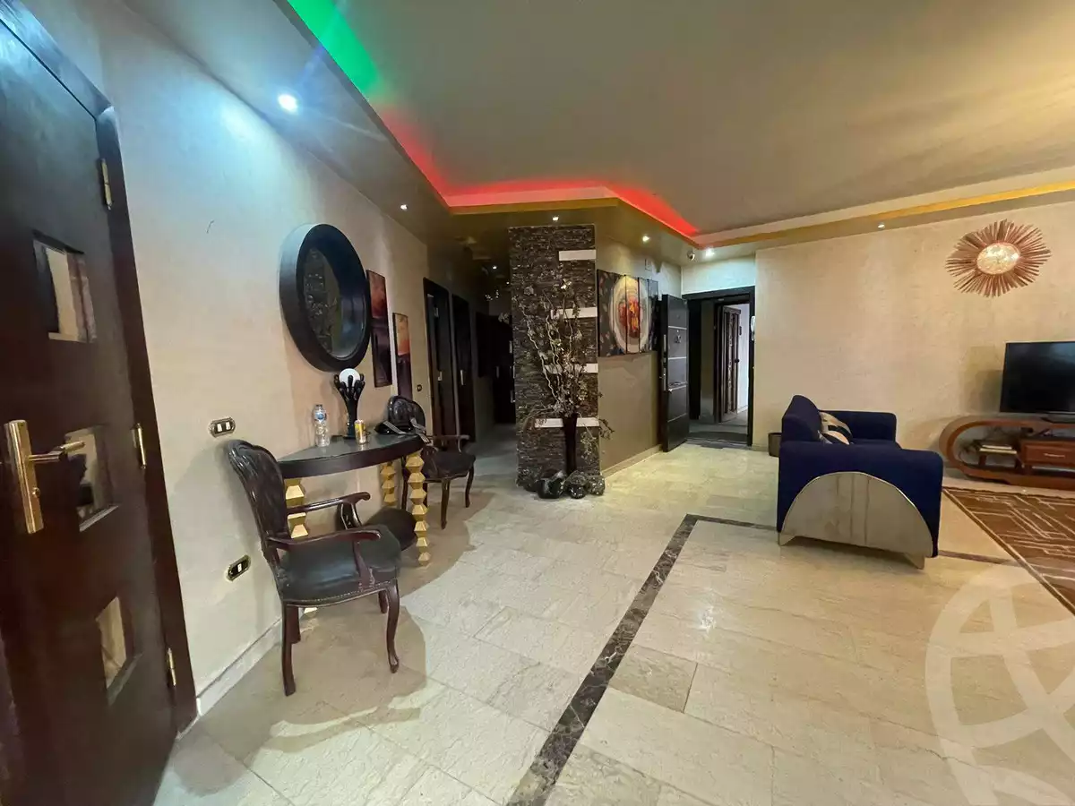 https://aqarmap.com.eg/en/listing/5969911-for-rent-cairo-mokattam-lhdb-l-ly