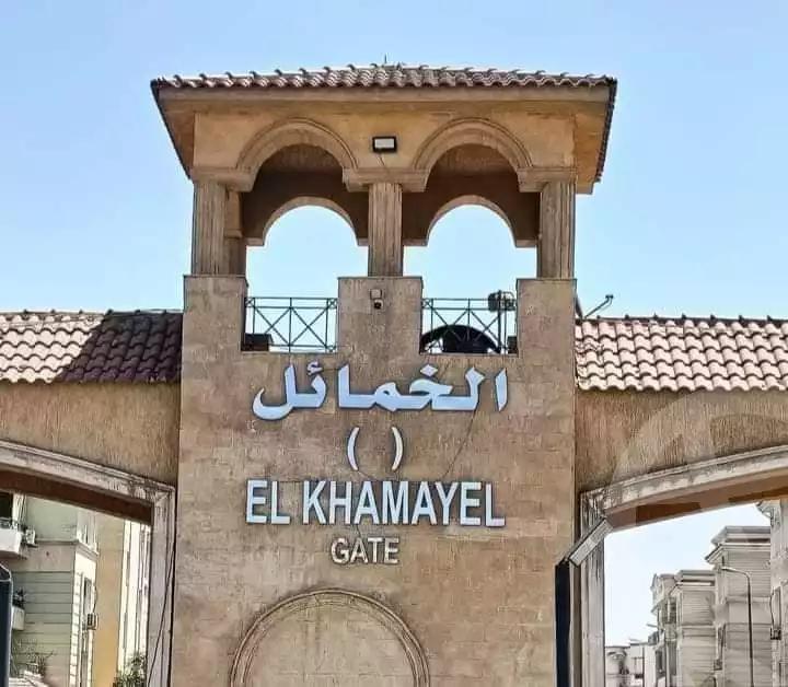 https://aqarmap.com.eg/en/listing/5970375-for-sale-cairo-el-sheikh-zayed-city-compounds-el-khamayel