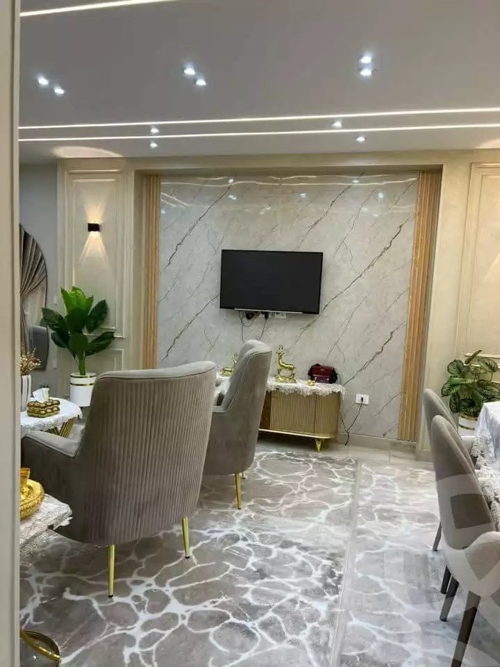 https://aqarmap.com.eg/en/listing/5971323-for-sale-cairo-mokattam-el-hadabah-el-wosta