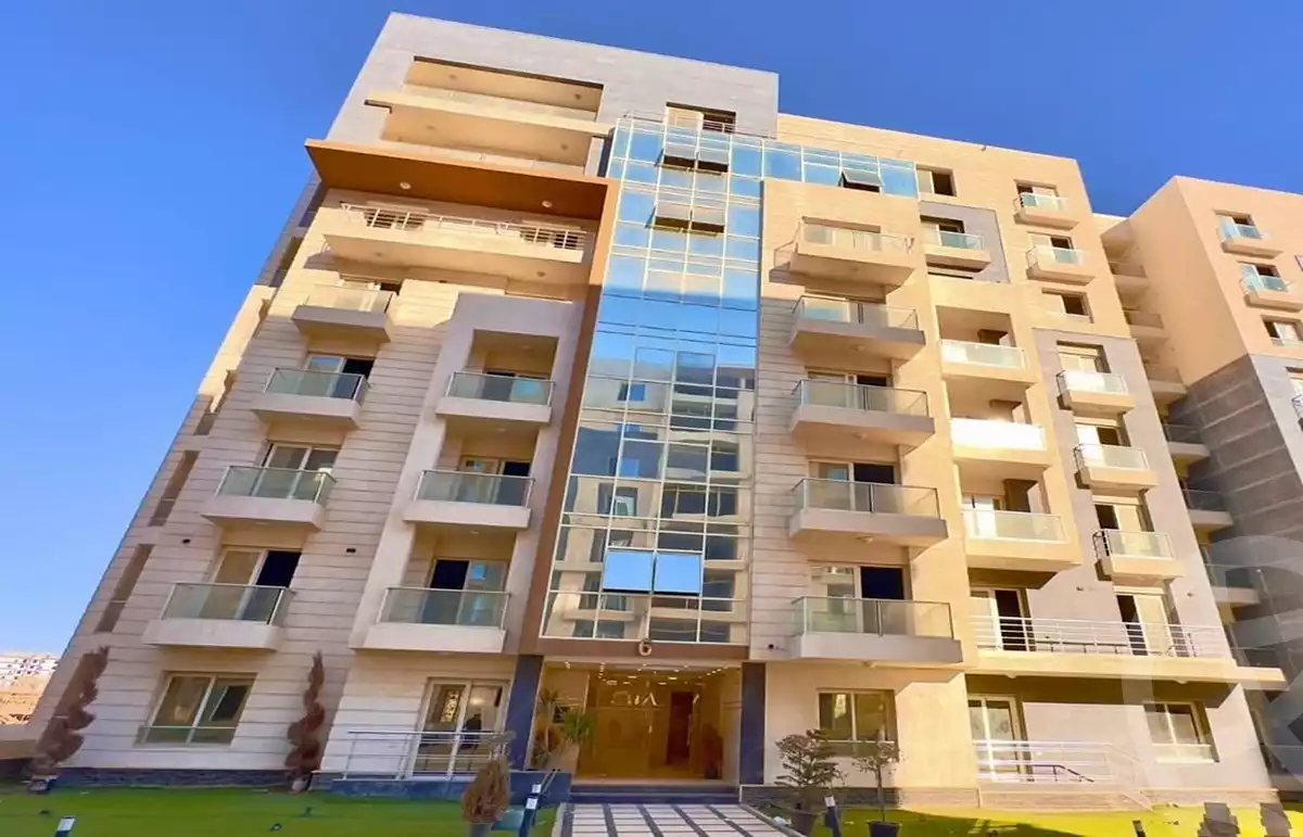 https://aqarmap.com.eg/en/listing/6087067-for-sale-cairo-new-administrative-capital-r7-oia