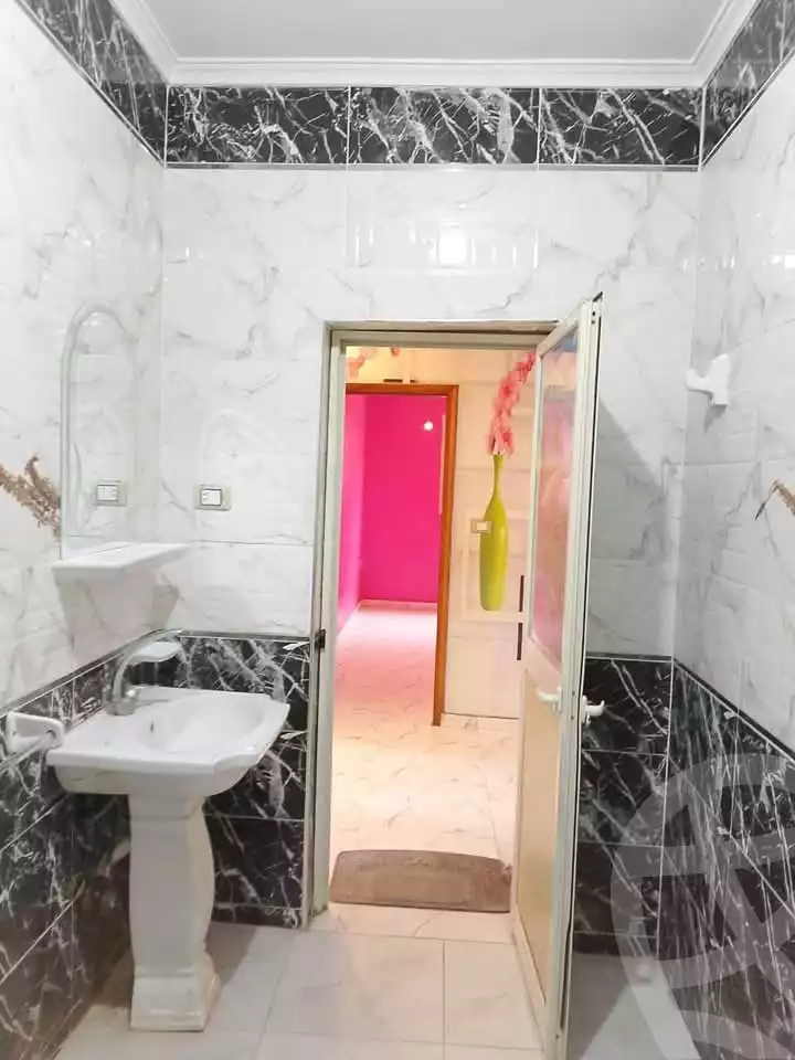 https://aqarmap.com.eg/ar/listing/5973293-for-sale-cairo-helwan-hadayek-helwan-el-khashab-canal