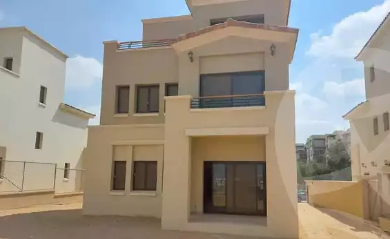 https://aqarmap.com.eg/en/listing/5973359-for-rent-cairo-mokattam-compounds-uptown-cairo