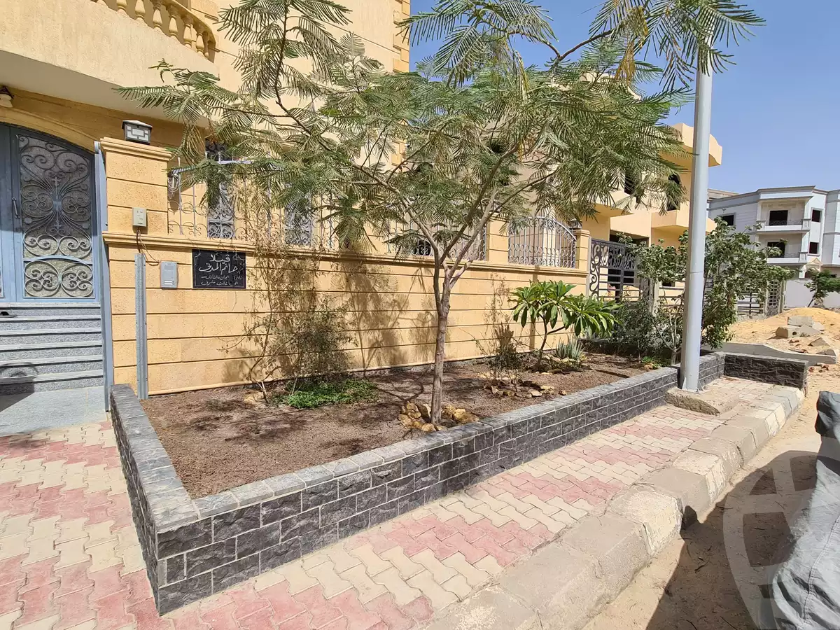 https://aqarmap.com.eg/ar/listing/5973700-for-sale-cairo-el-shorouk-lhy-lthlth-shrq-neighbourhood-3