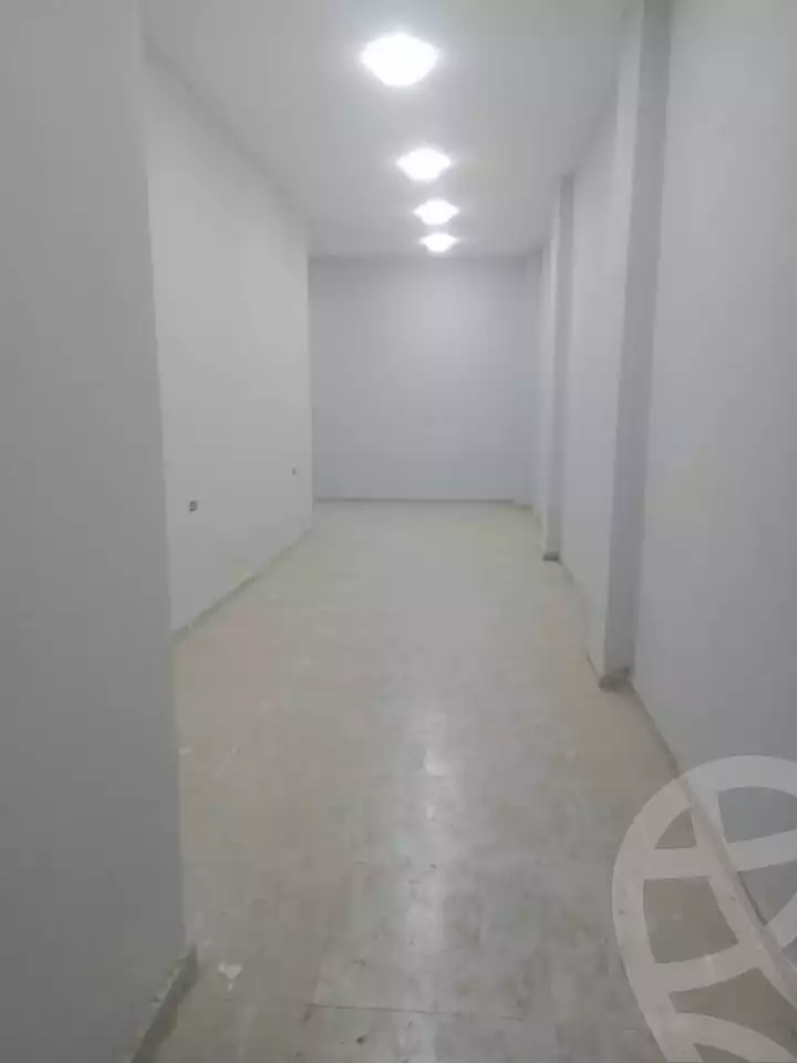 https://aqarmap.com.eg/ar/listing/5973833-for-rent-cairo-mokattam-lhdb-l-ly-shareaa-9