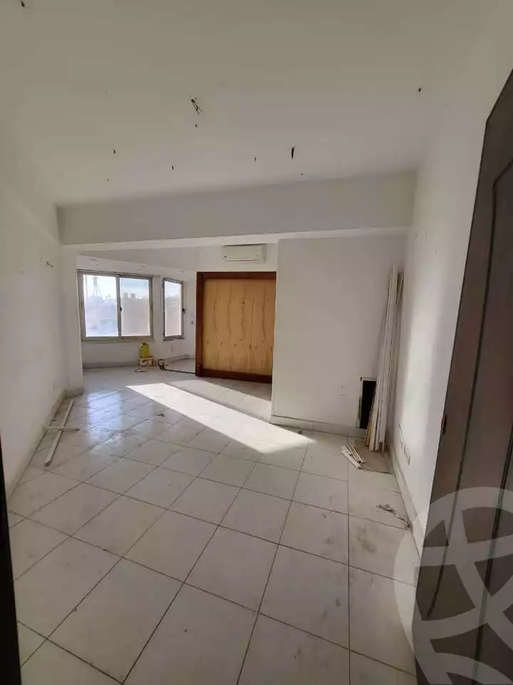 https://aqarmap.com.eg/en/listing/5975633-for-rent-cairo-mokattam-lhdb-l-ly
