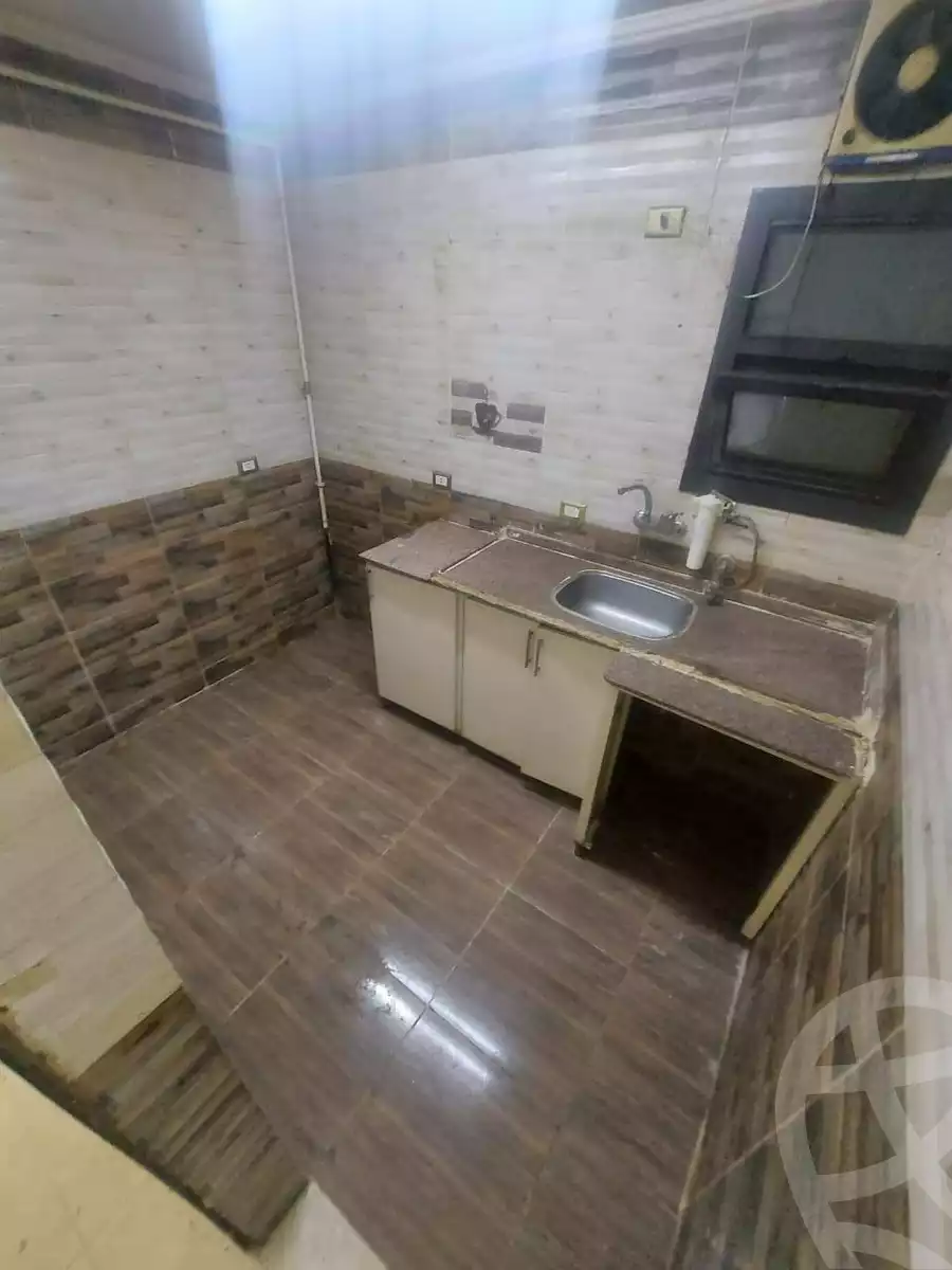 https://aqarmap.com.eg/en/listing/5975730-for-sale-cairo-helwan-helwan-el-sharkeya-mostafa-safwat-st
