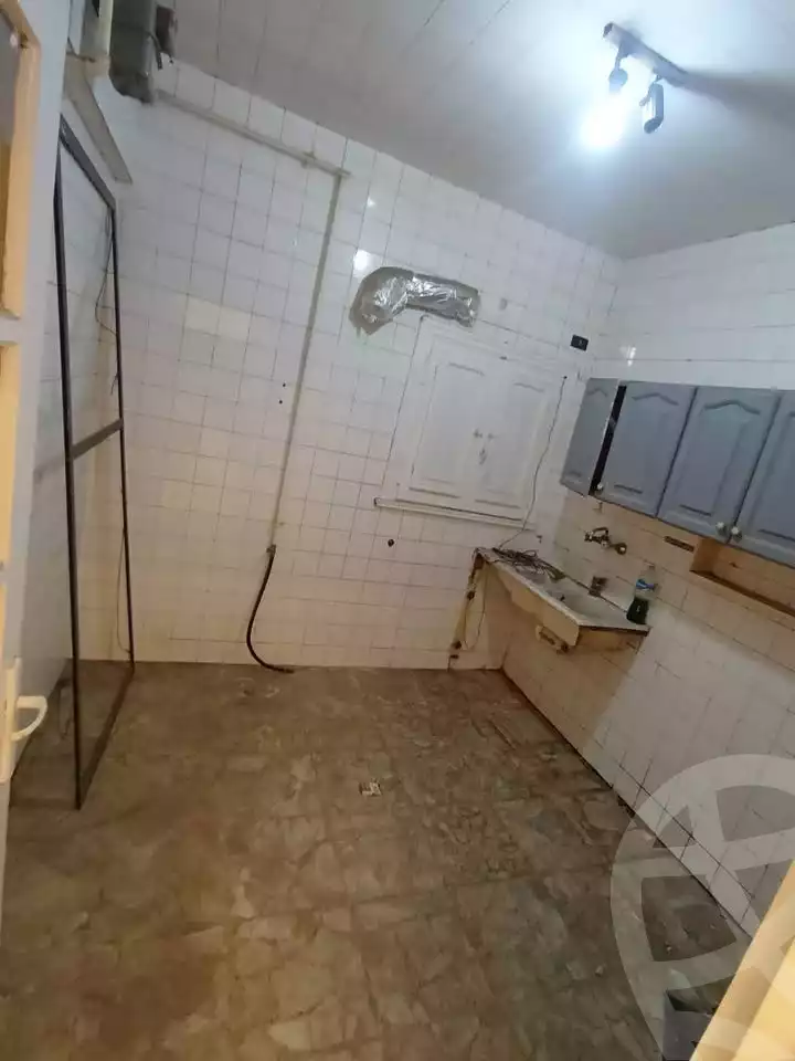 https://aqarmap.com.eg/ar/listing/5975945-for-sale-alexandria-l-jmy-lbytsh-bianchiii