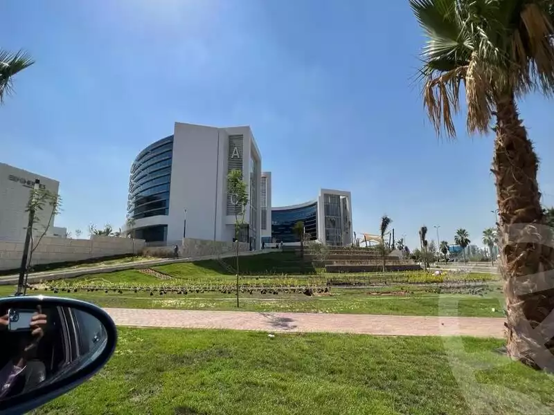 https://aqarmap.com.eg/en/listing/5976899-for-rent-cairo-el-sheikh-zayed-city-alex-cairo-desert-road-smart-village-y-r-sy-byzns-brk-sfrykw-llstthmr-l-qry