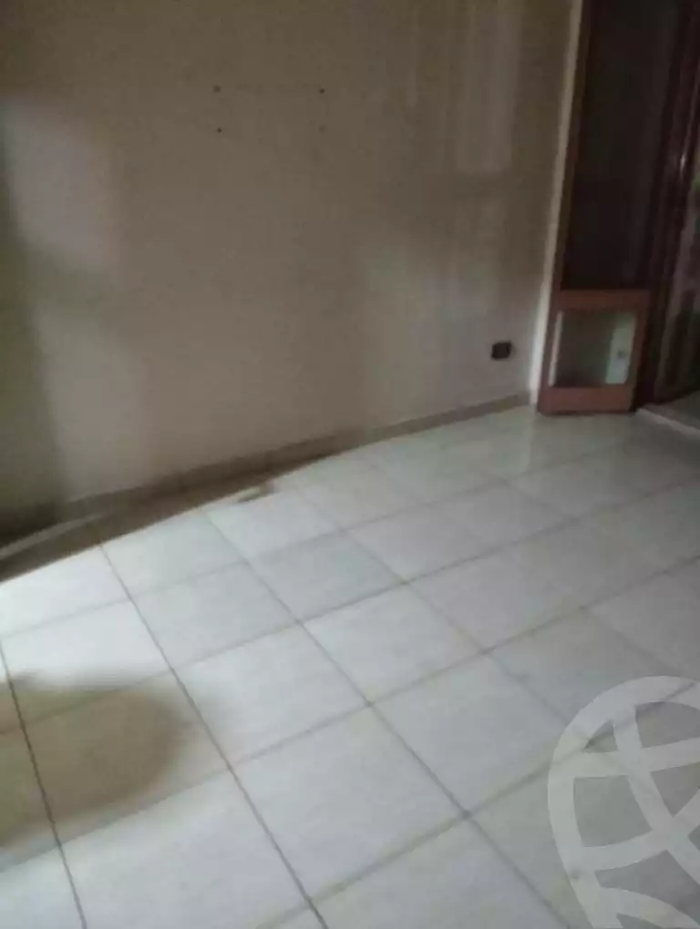 https://aqarmap.com.eg/en/listing/5979273-for-rent-cairo-mokattam-lhdb-l-ly-shareaa-9