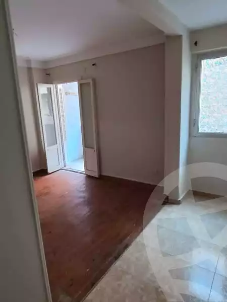 https://aqarmap.com.eg/en/listing/5979318-for-sale-alexandria-zezenia-ibrahim-el-attar-st